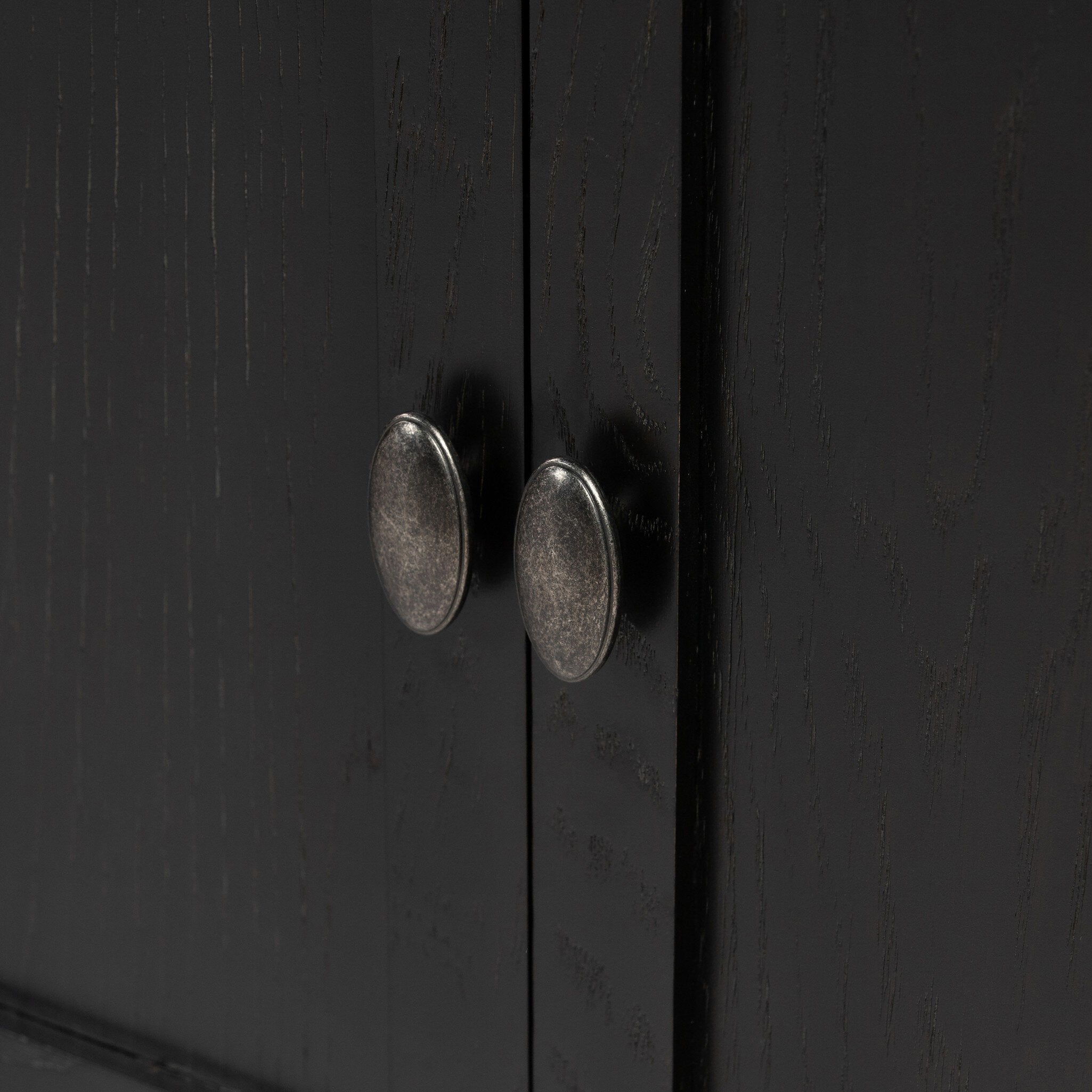 Shop furniture and discover remodeling services in the New York City area. MegMade designs has been featured in Better Home and Gardens for their lacquered tudor home design style. Visit the MegMade store in the Fishers - Chicago area.