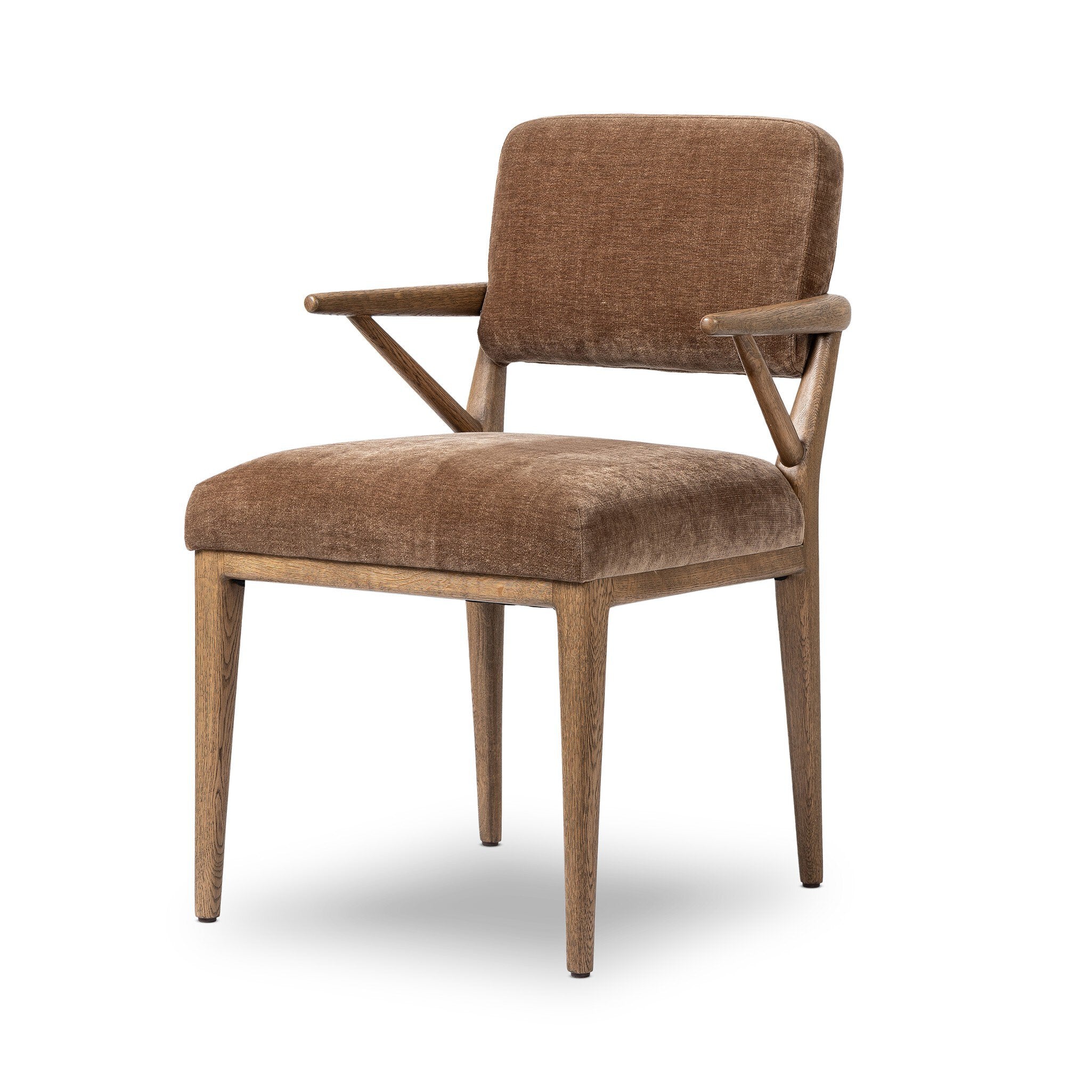 Shop chairs and discover room design services in the Lincoln Park area. MegMade designs has been featured in HGTV magazine for their cottage cottage home design style. Visit the MegMade store in the Schaumburg - Chicago area.