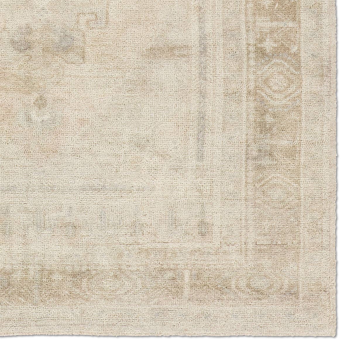 Shop furniture and discover room and home design services in the Kansas City area. MegMade designs has been featured in New York Times for their timeless farmhouse living room home design style. Visit the MegMade store in the Winnetka - Chicago area.