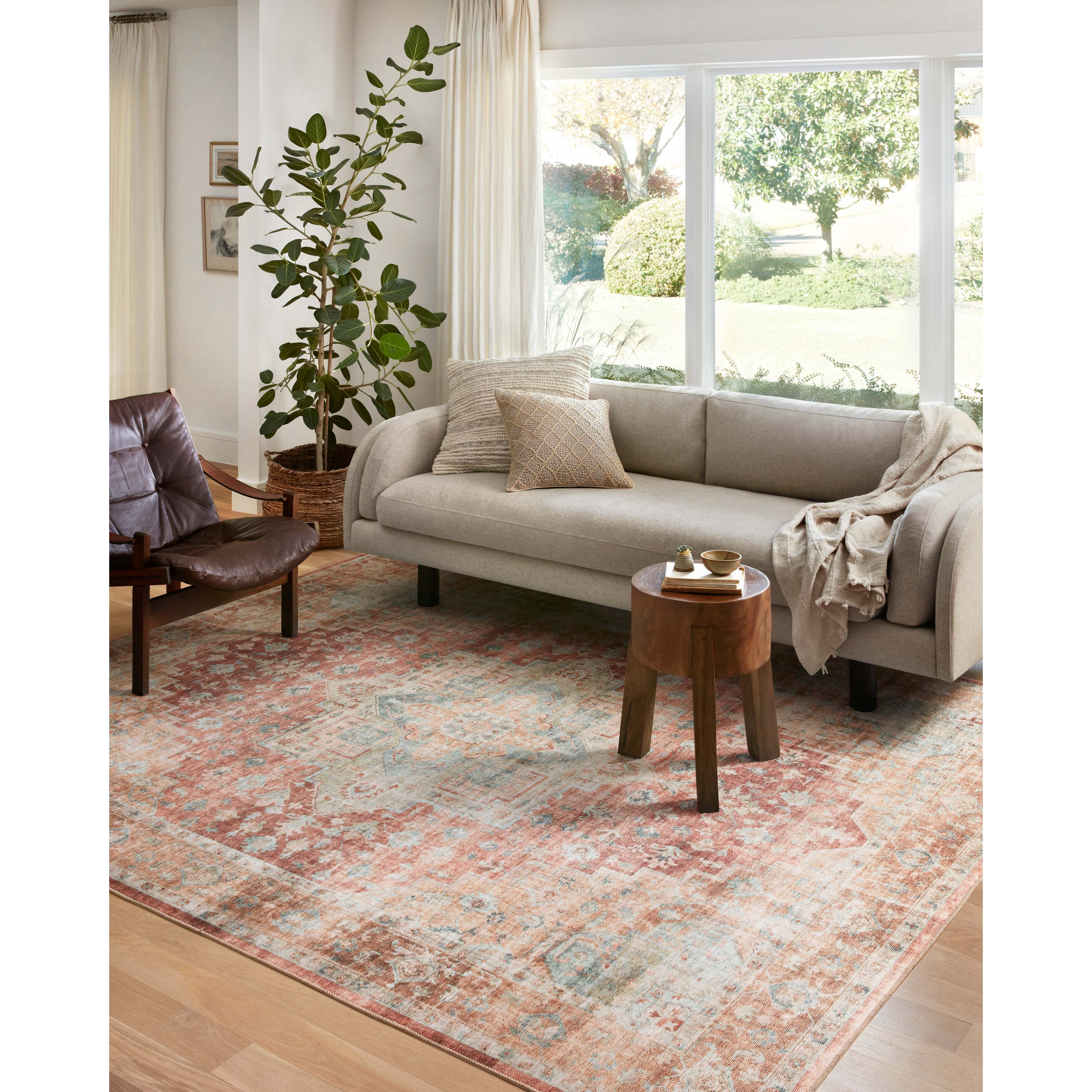 Shop furniture and discover room design services in the Nantucket area. MegMade designs has been featured in Better Home and Gardens for their modern traditional painted furniture home design style. Visit the MegMade store in the South Port - Chicago area.