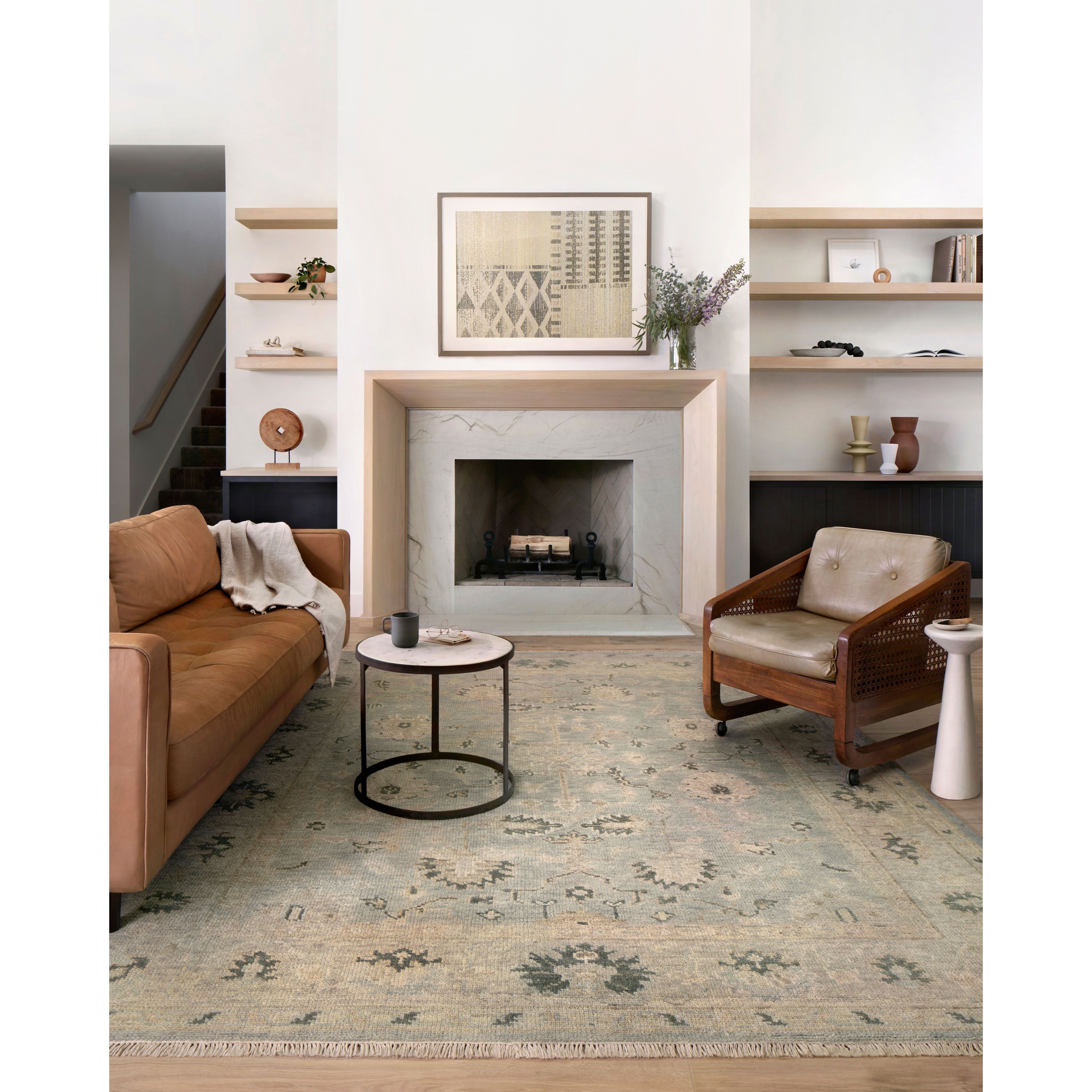 Shop buffets and discover new construction services in the Lincoln Park area. MegMade designs has been featured in Better Home and Gardens for their refinished mid-century modern home design style. Visit the MegMade store in the Schaumburg - Chicago area.