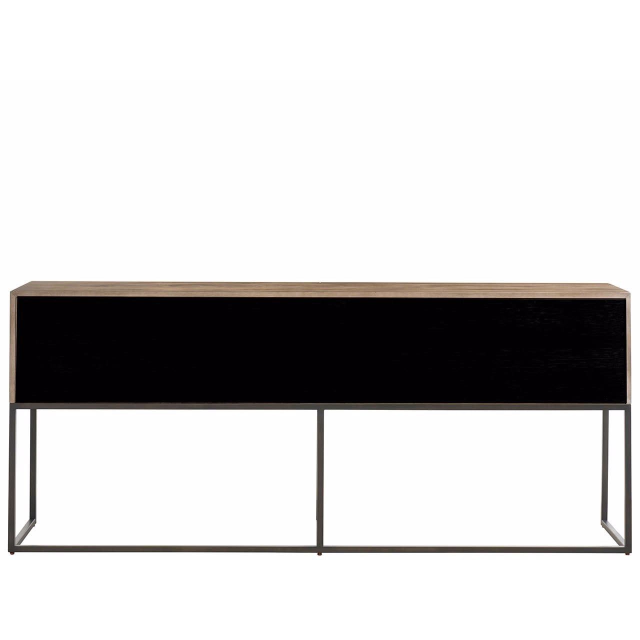 Shop buffets and discover furniture makeover services services in the Boston area. MegMade designs has been featured in New York Times for their modern traditional cape cod home design style. Visit the MegMade store in the South Port - Chicago area.