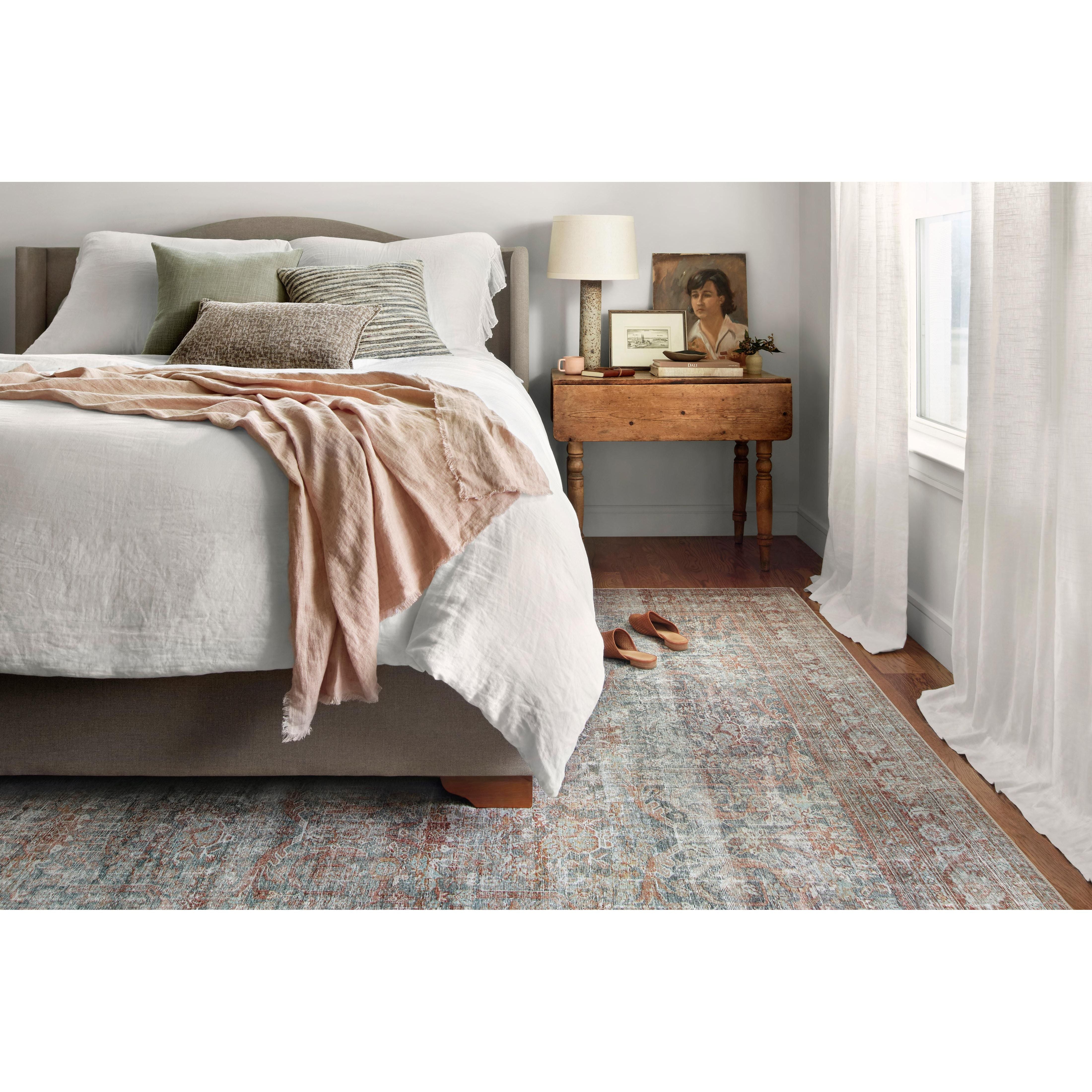 Shop credenzas and discover interior design services in the Lincoln Park area. MegMade designs has been featured in Better Home and Gardens for their repurposed bungalow home design style. Visit the MegMade store in the New Buffalo - Chicago area.