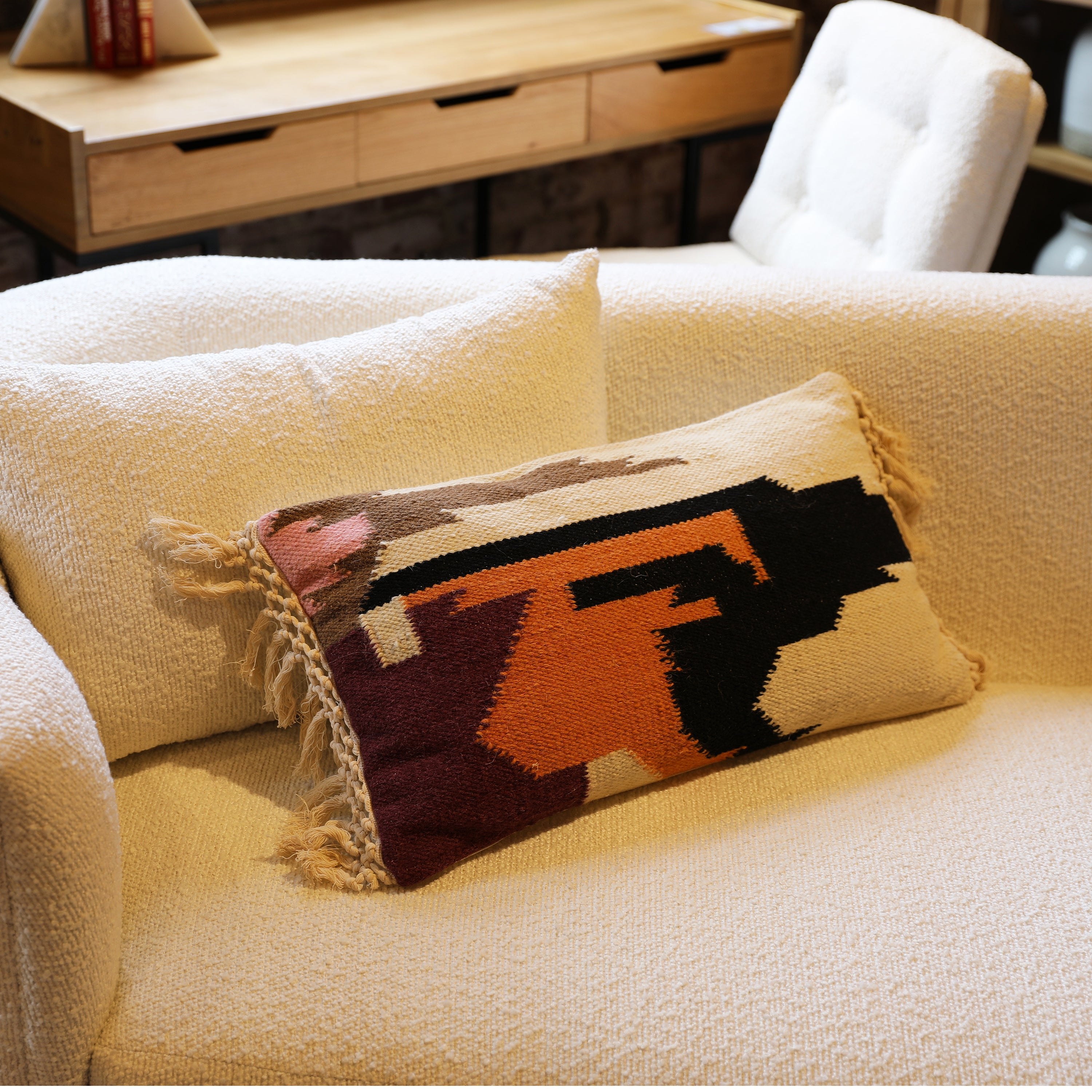 Shop buffets and discover new construction services in the Des Moines area. MegMade designs has been featured in Wall Street Journal for their transitional farmhouse home design style. Visit the MegMade store in the Naperville - Chicago area.