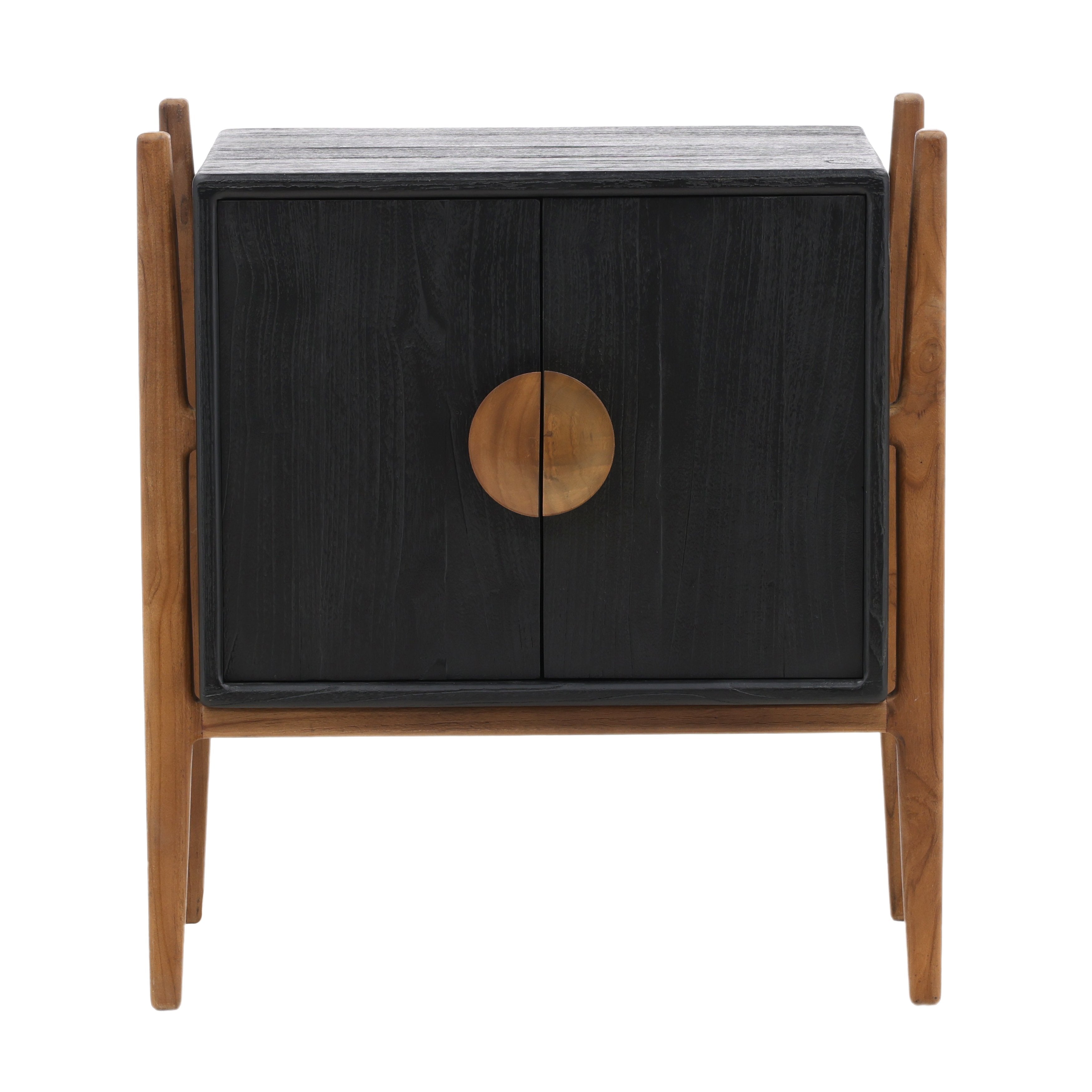 Shop chairs and discover refinishing services in the Austin area. MegMade designs has been featured in DIY magazine for their modern traditional farmhouse living room home design style. Visit the MegMade store in the South Port - Chicago area.