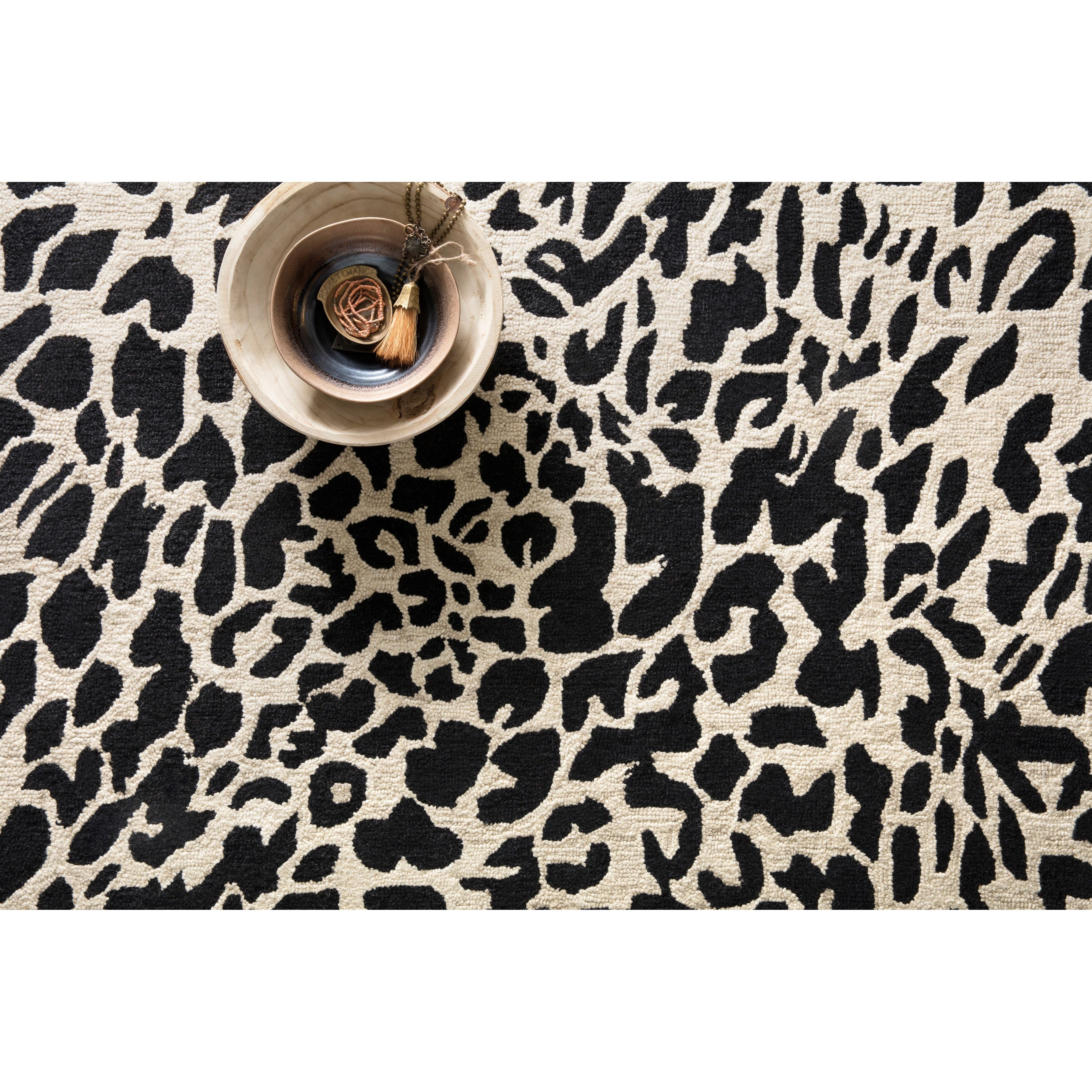 Shop sofas and discover furniture makeover services services in the San Diego area. MegMade designs has been featured in Wall Street Journal for their patterned mid-century modern home design style. Visit the MegMade store in the Lake Forest - Chicago area.