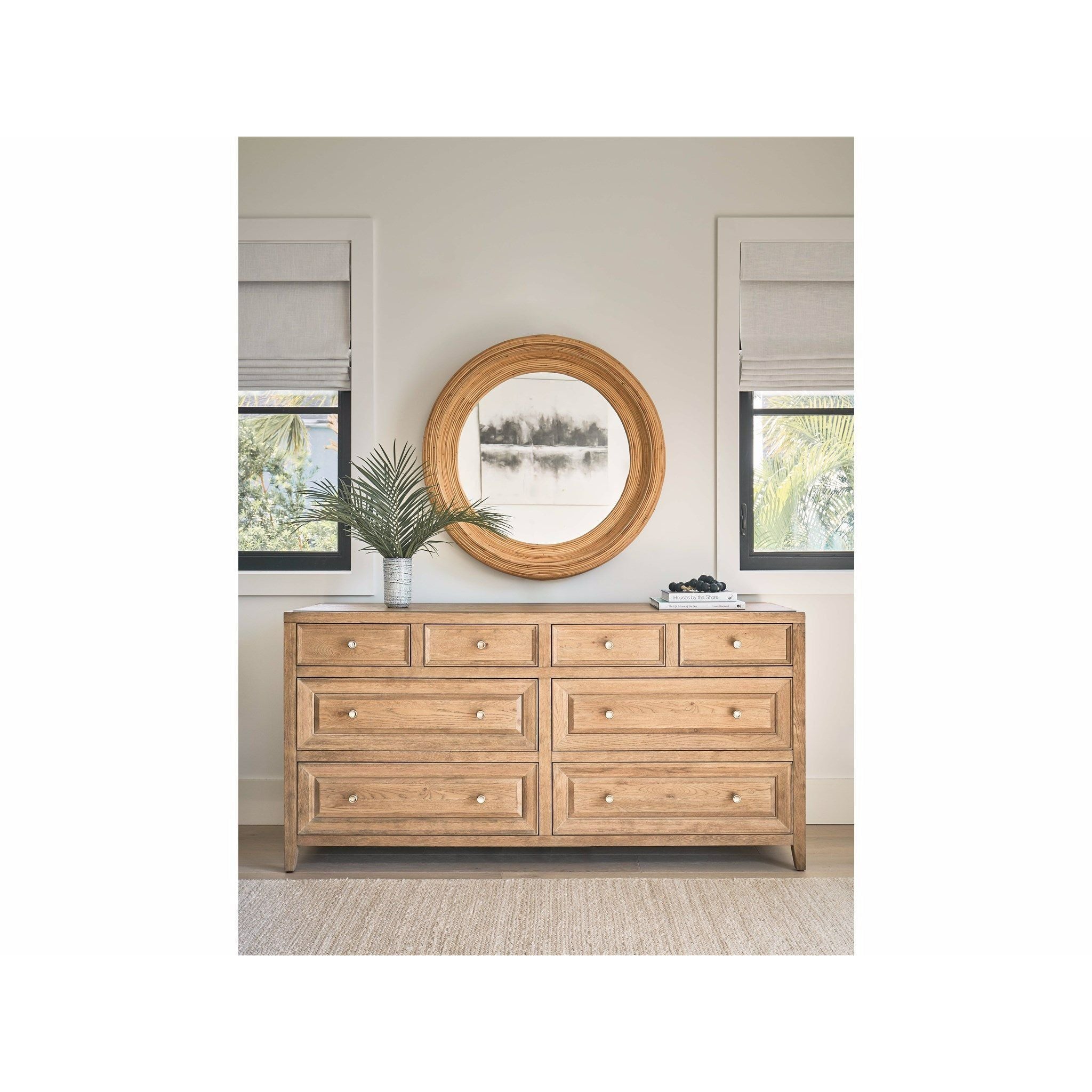 Shop sofas and discover room and home design services in the New York City area. MegMade designs has been featured in HGTV magazine for their transitional victorian home design style. Visit the MegMade store in the Evanston - Chicago area.