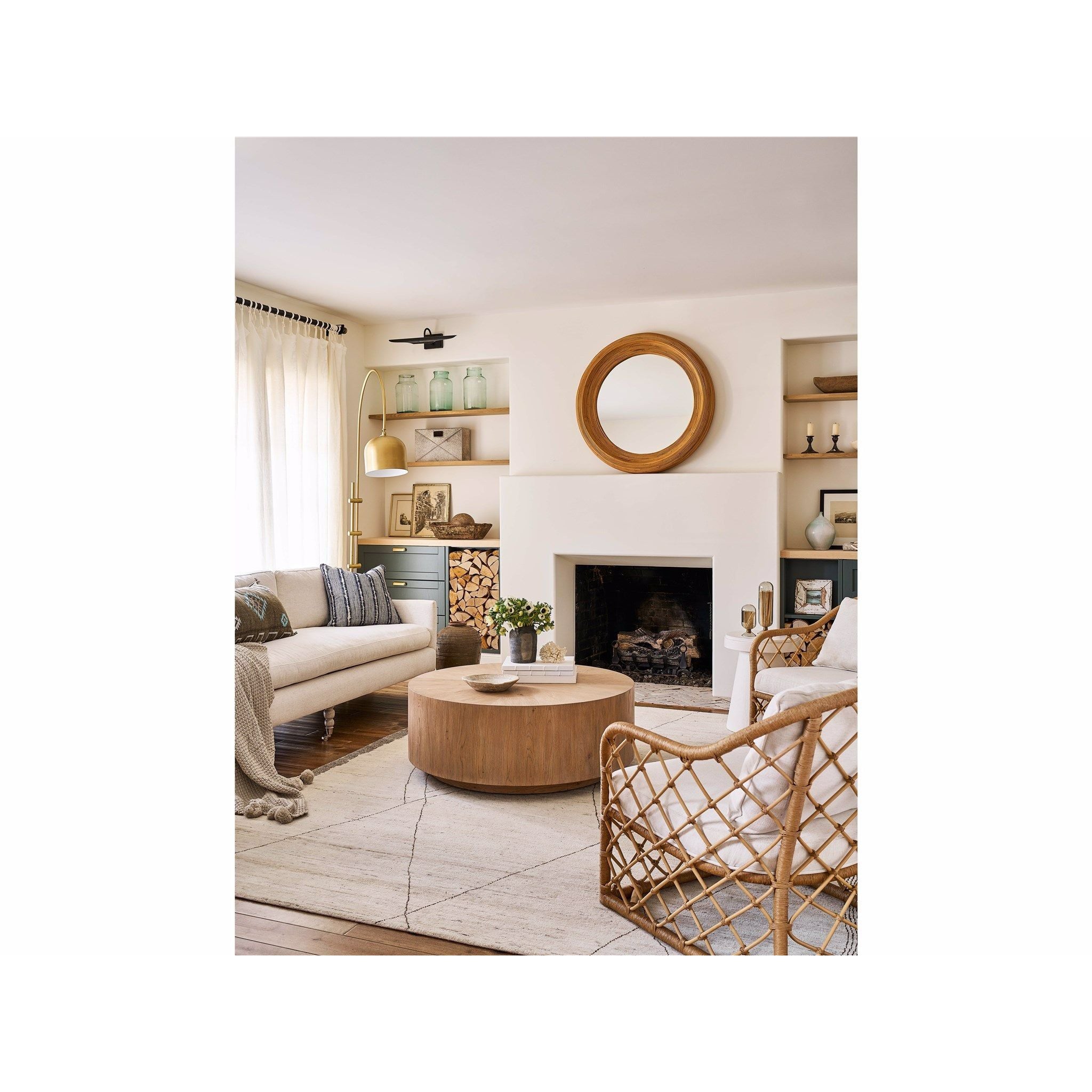 Shop lighting and discover refinishing services in the Chicago Suburbs area. MegMade designs has been featured in New York Times for their optimistic farmhouse home design style. Visit the MegMade store in the Ravenswood - Chicago area.