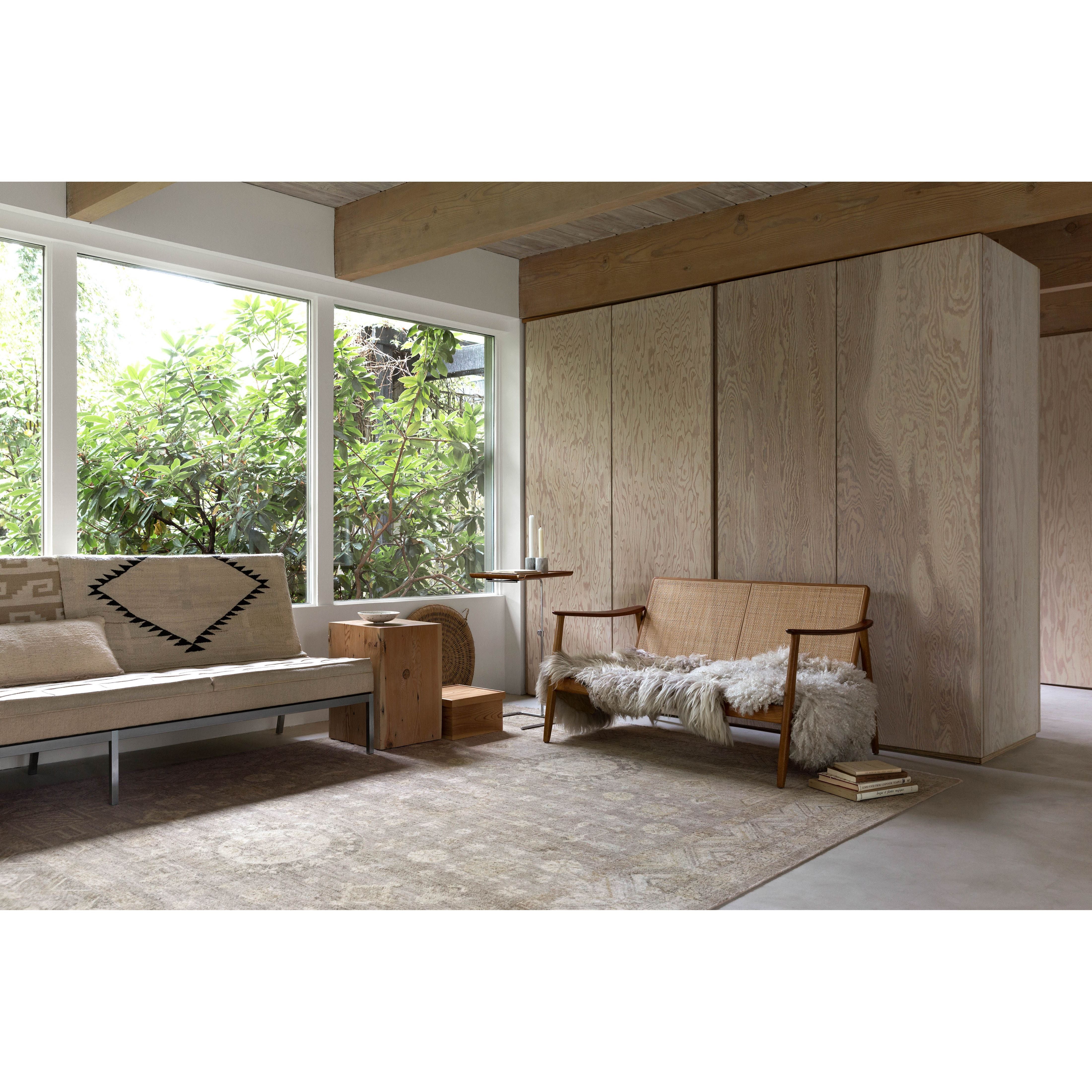 Shop chairs and discover new construction services in the Boston area. MegMade designs has been featured in Better Home and Gardens for their quirky painted furniture home design style. Visit the MegMade store in the Gold Coast - Chicago area.