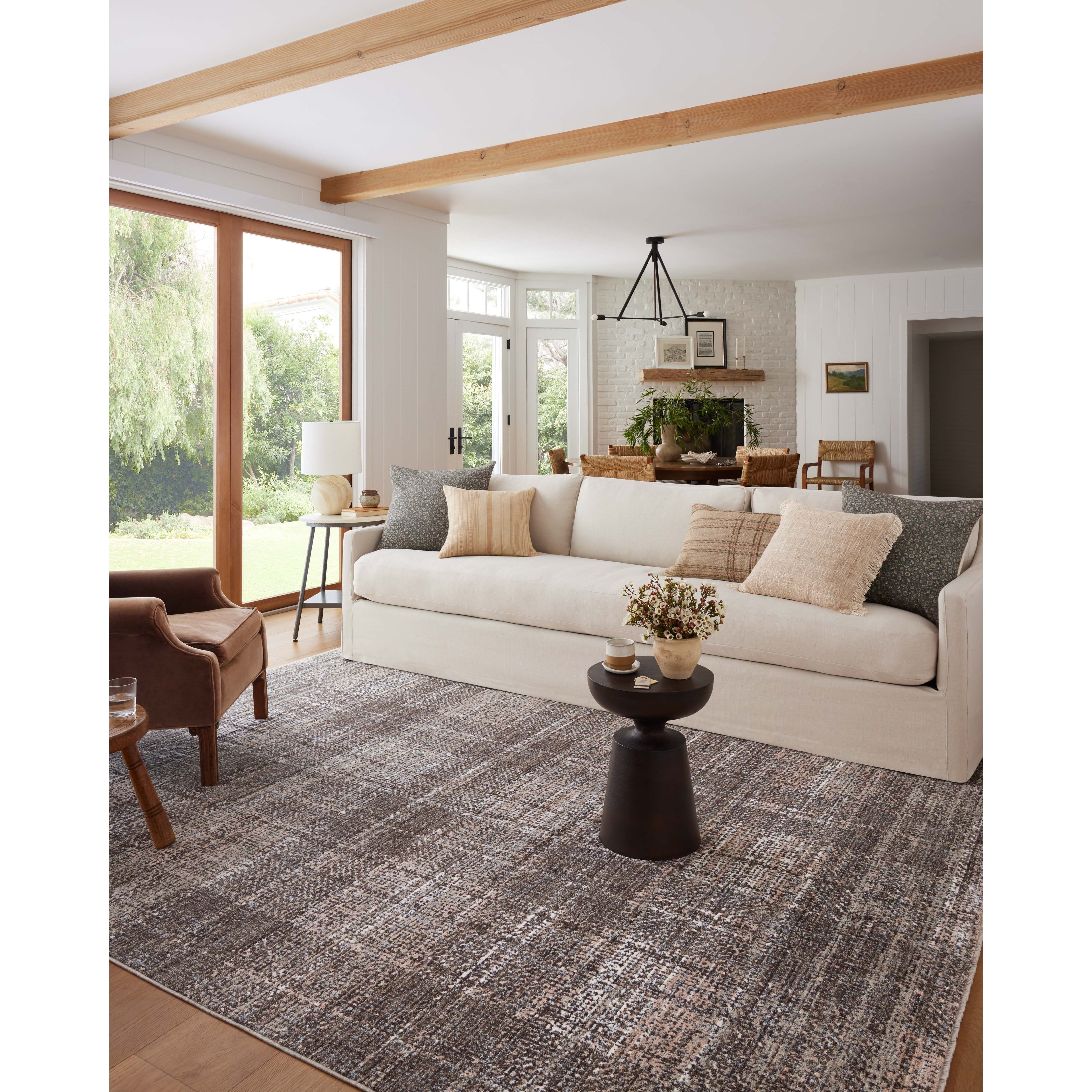 Shop credenzas and discover new construction services in the Arlington Heights area. MegMade designs has been featured in DIY magazine for their lacquered cottage home design style. Visit the MegMade store in the Riverside - Chicago area.