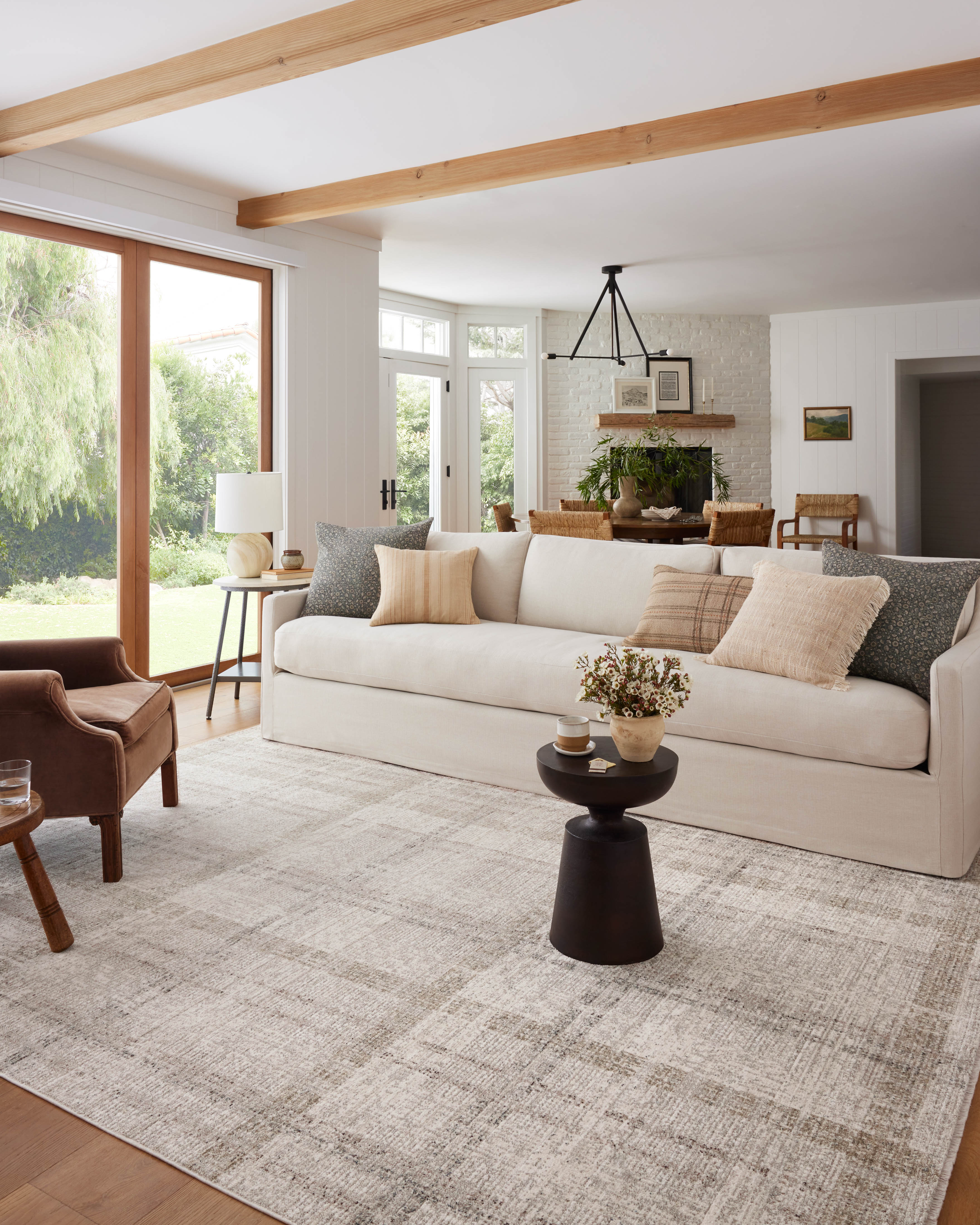 Shop buffets and discover room and home design services in the Chicago Suburbs area. MegMade designs has been featured in Renovation Goldmine for their minimalist craftsman home design style. Visit the MegMade store in the Glencoe - Chicago area.