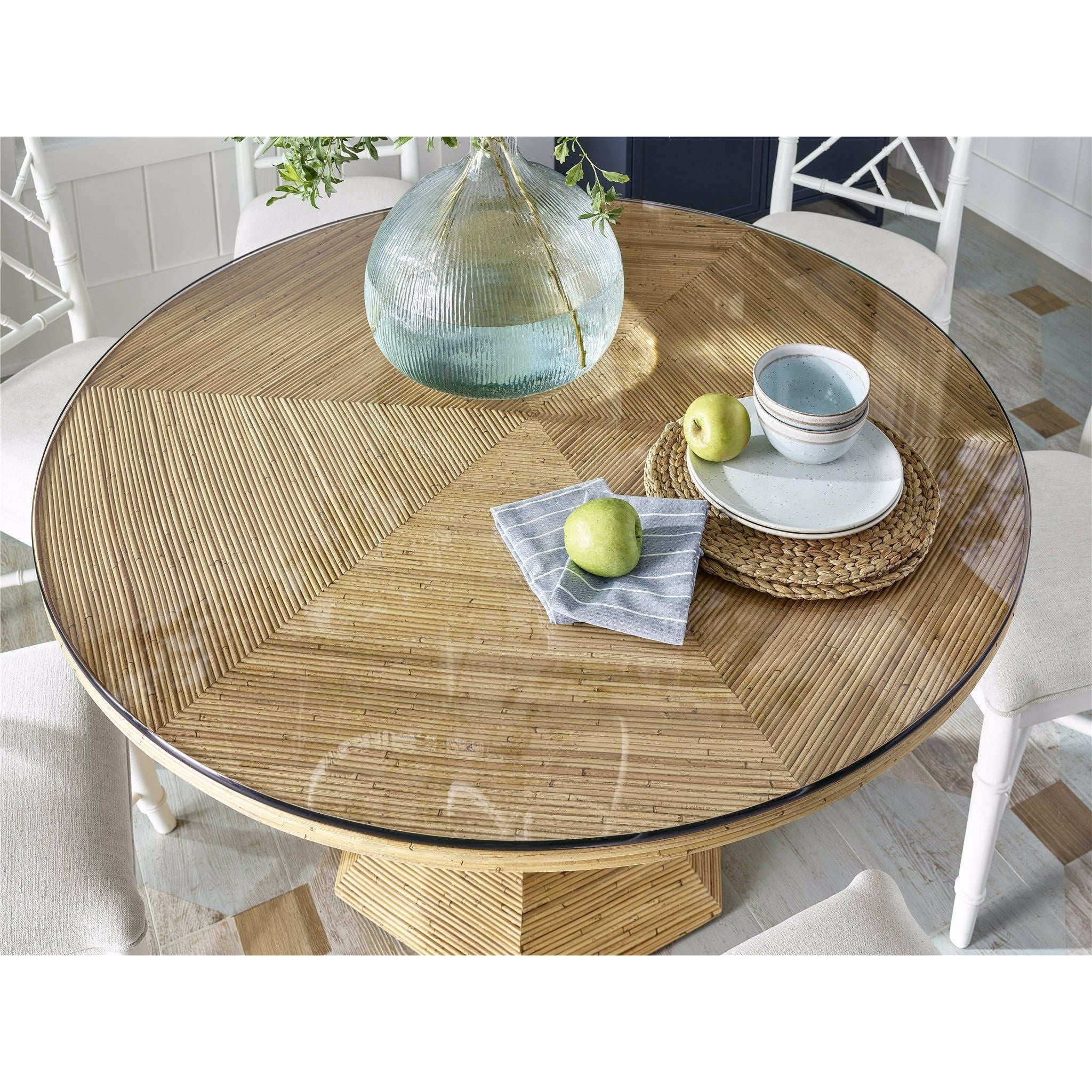 Shop lighting and discover remodeling services in the San Diego area. MegMade designs has been featured in HGTV magazine for their cheerful cottage home design style. Visit the MegMade store in the Lincoln Park - Chicago area.