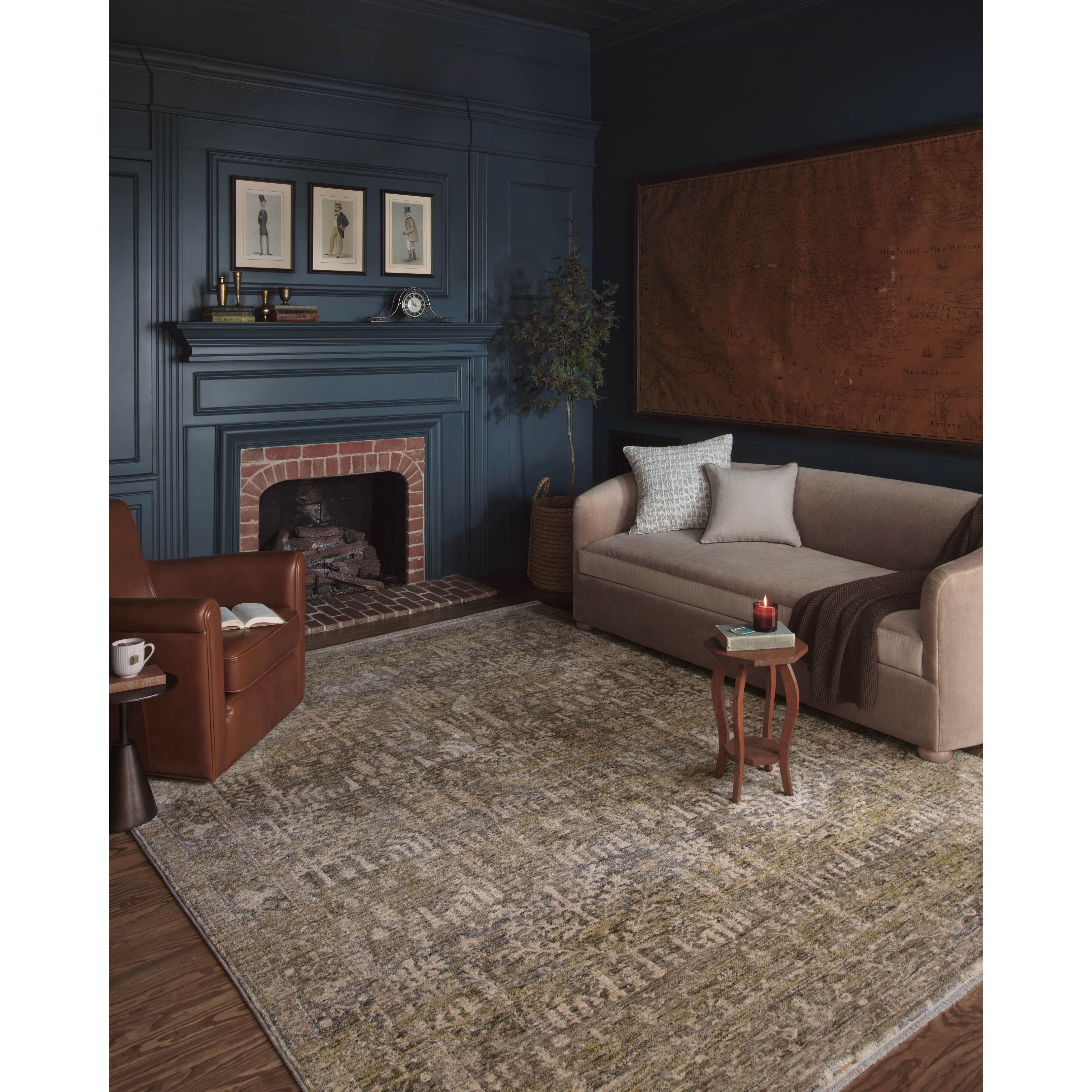 Shop artwork and discover refinishing services in the Des Moines area. MegMade designs has been featured in Better Home and Gardens for their granny chic victorian home design style. Visit the MegMade store in the Fishers - Chicago area.
