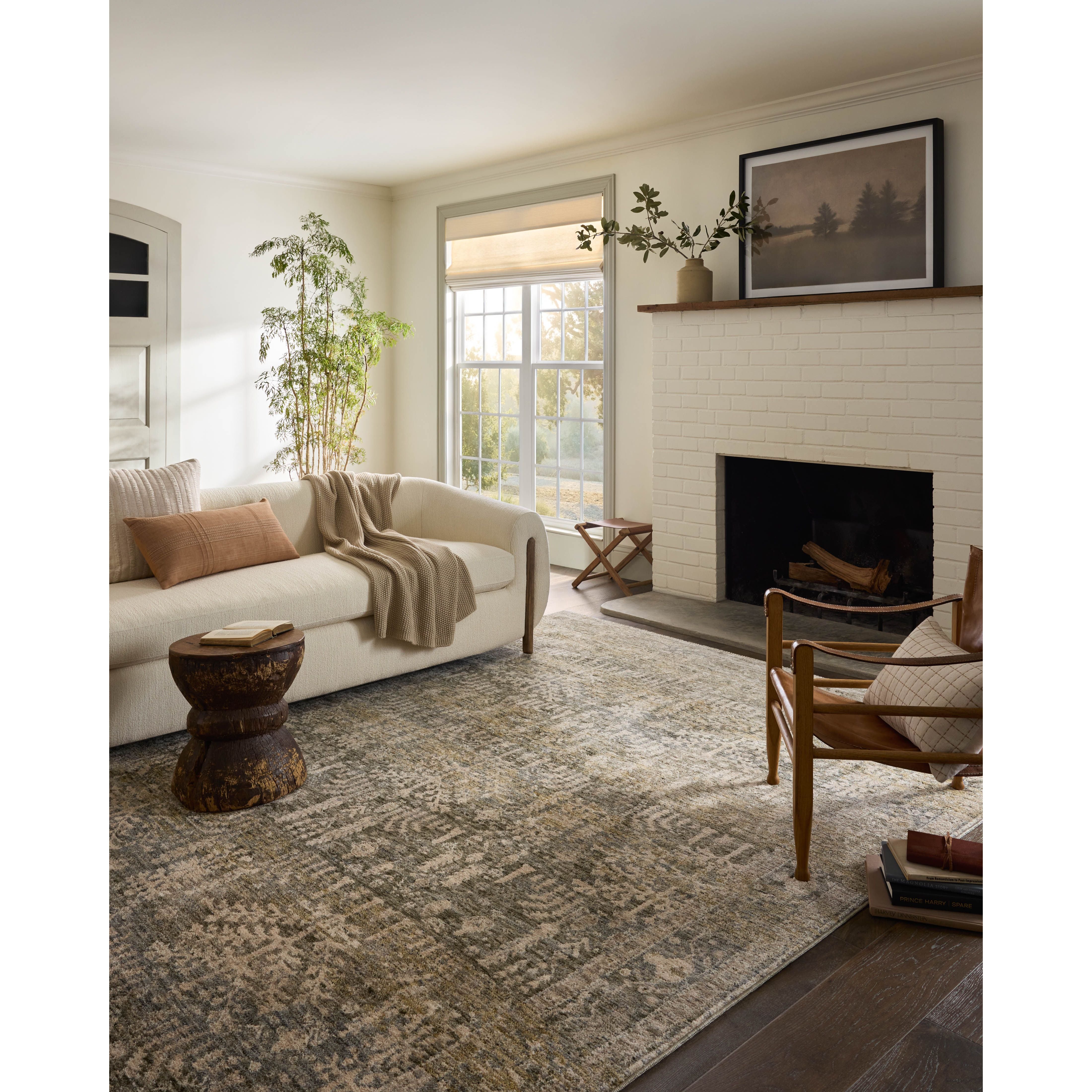 Shop artwork and discover new construction services in the Kansas City area. MegMade designs has been featured in New York Times for their minimalist farmhouse living room home design style. Visit the MegMade store in the Lake Bluff - Chicago area.