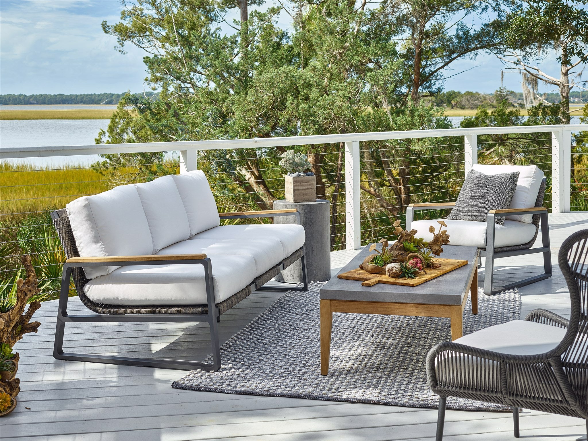 Shop credenzas and discover refinishing services in the Portland area. MegMade designs has been featured in HGTV magazine for their color drenched cape cod home design style. Visit the MegMade store in the Ukrainian Village - Chicago area.