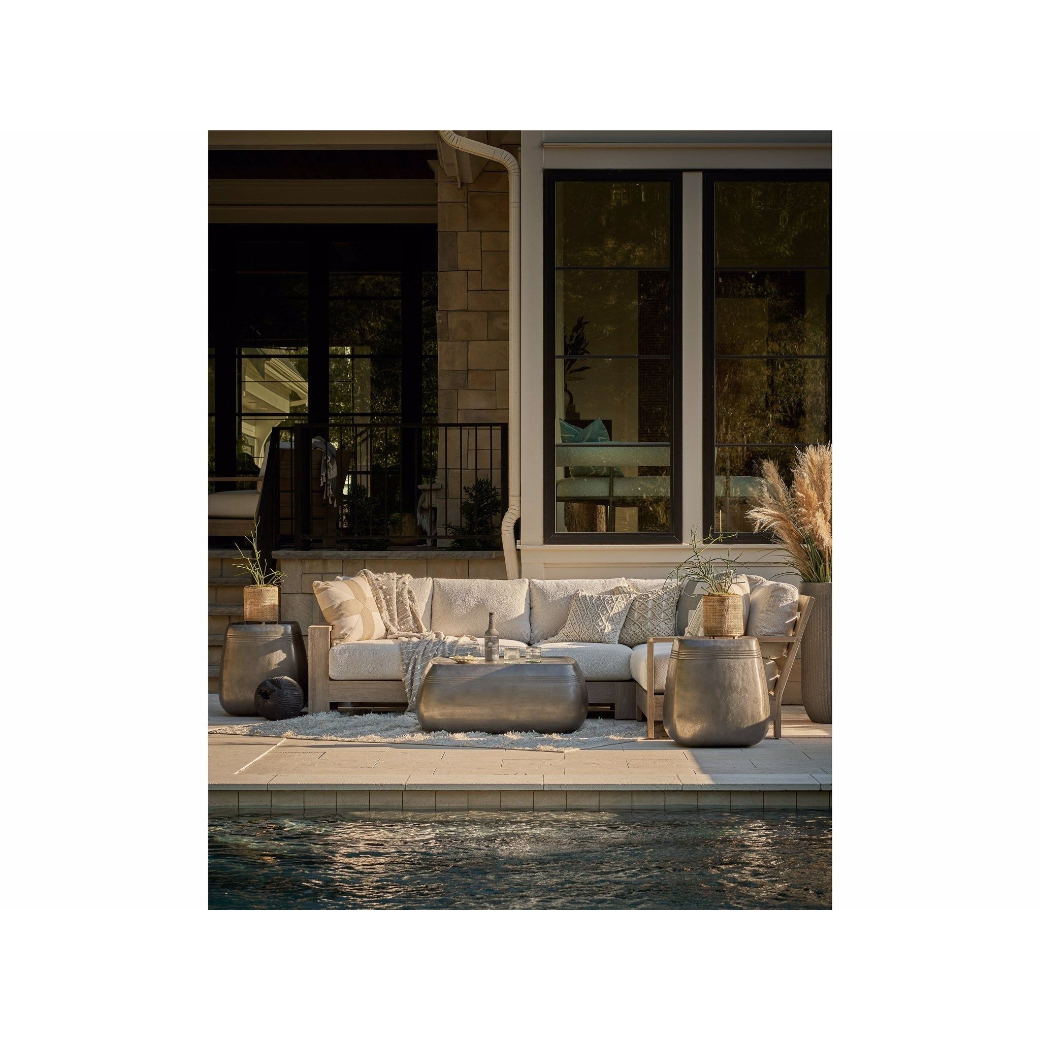 Shop chandeliers and discover new construction services in the Seattle area. MegMade designs has been featured in HGTV television for their transitional farmhouse living room home design style. Visit the MegMade store in the Culver - Chicago area.