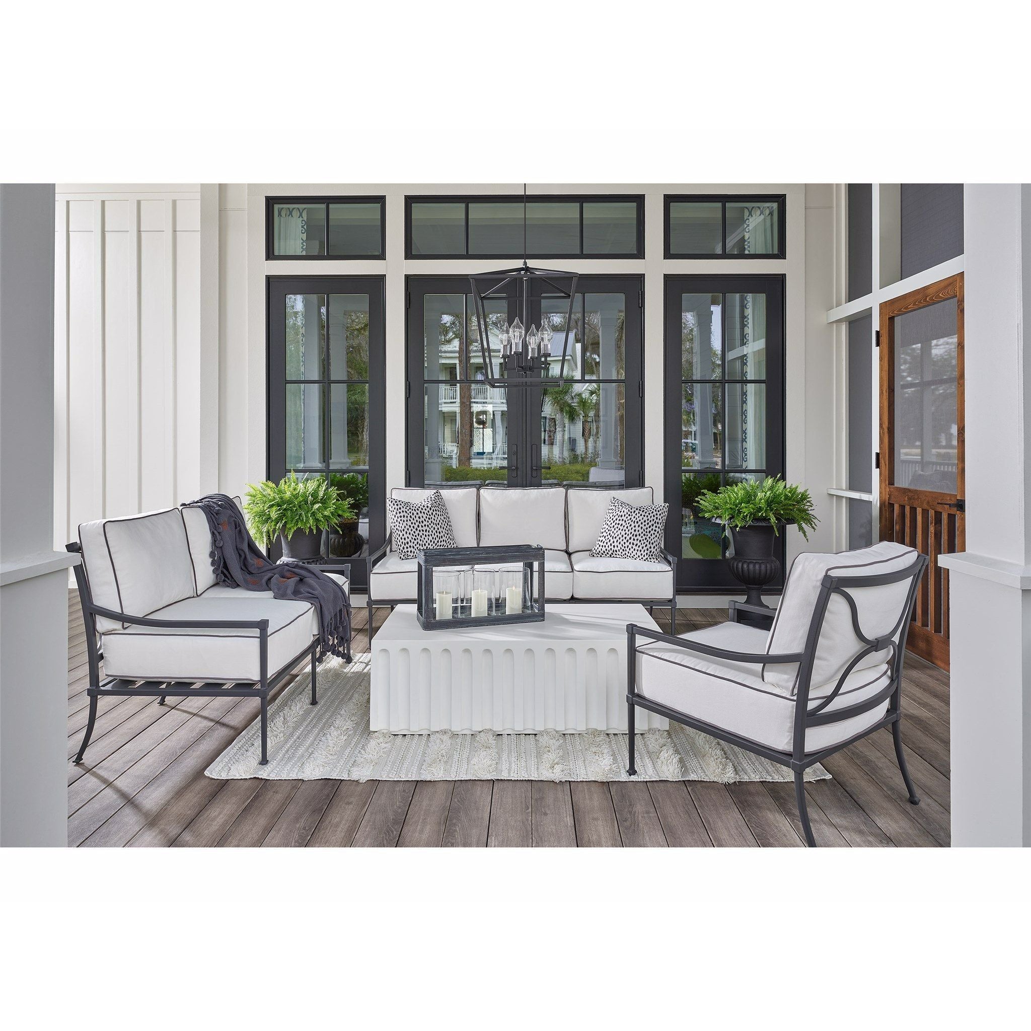 Shop buffets and discover room and home design services in the Seattle area. MegMade designs has been featured in Wall Street Journal for their lacquered cabin home design style. Visit the MegMade store in the Riverside - Chicago area.