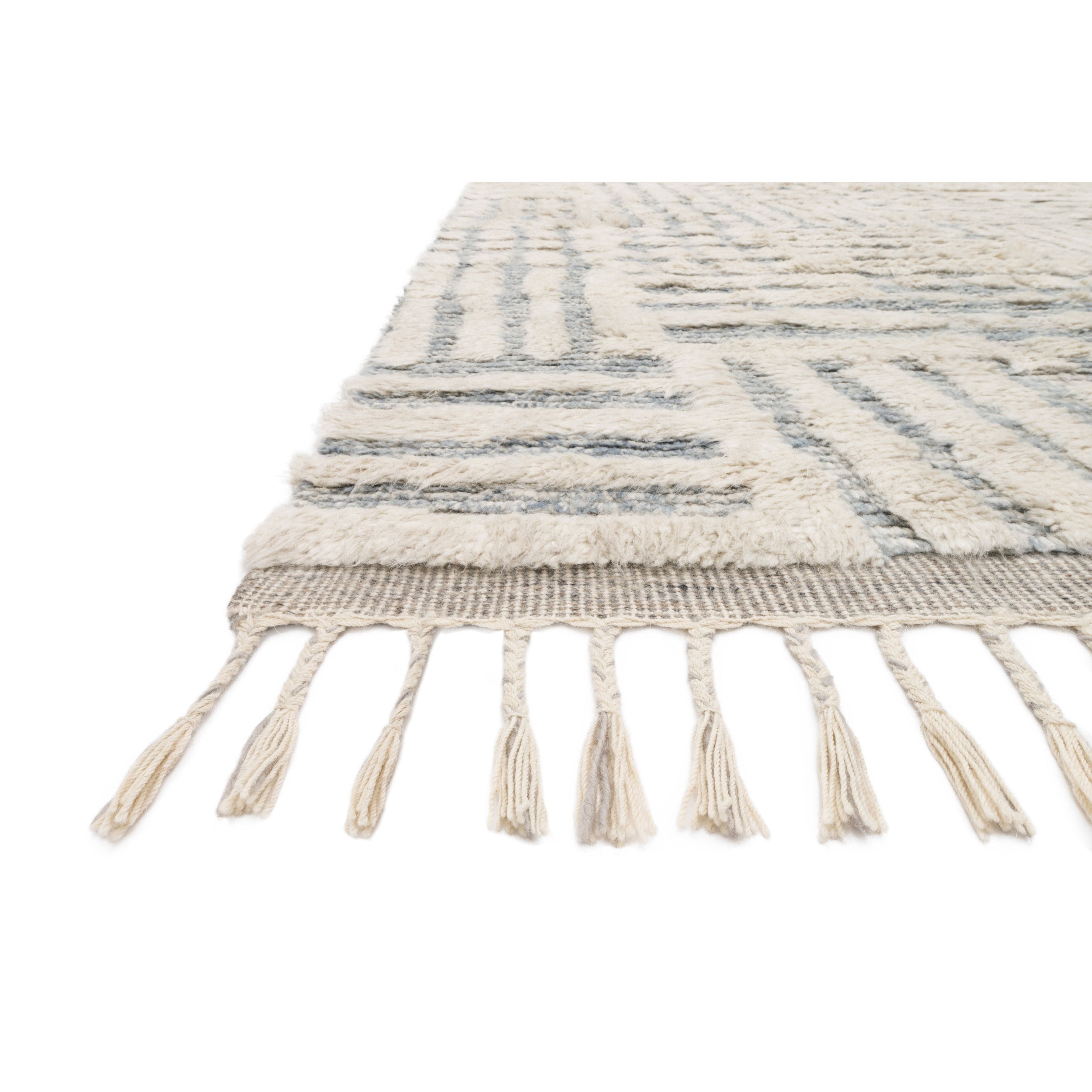 Shop sofas and discover interior design services in the Seattle area. MegMade designs has been featured in Northwest Indiana Times for their refinished cottage home design style. Visit the MegMade store in the West Town - Chicago area.