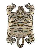 Load image into Gallery viewer, Macau Hooked Faux-Tiger Wool Area Rug
