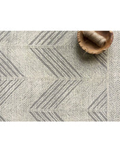 Load image into Gallery viewer, Paloma Linear Hand-Tufted Wool Rug
