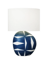 Load image into Gallery viewer, Franz Table Lamp
