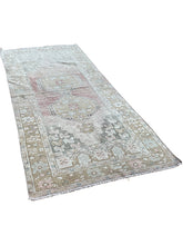 Load image into Gallery viewer, Yildiz Rug 3&#39;7&quot;x8&#39;1&quot; #9013
